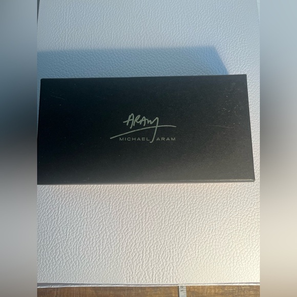 Michael Aram Black Cheese Knife Set - the Gotham collection - Picture 2 of 7